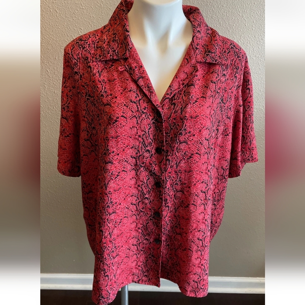 Elizabeth By Liz Claiborne Red Black Snake Print Buttondown Office